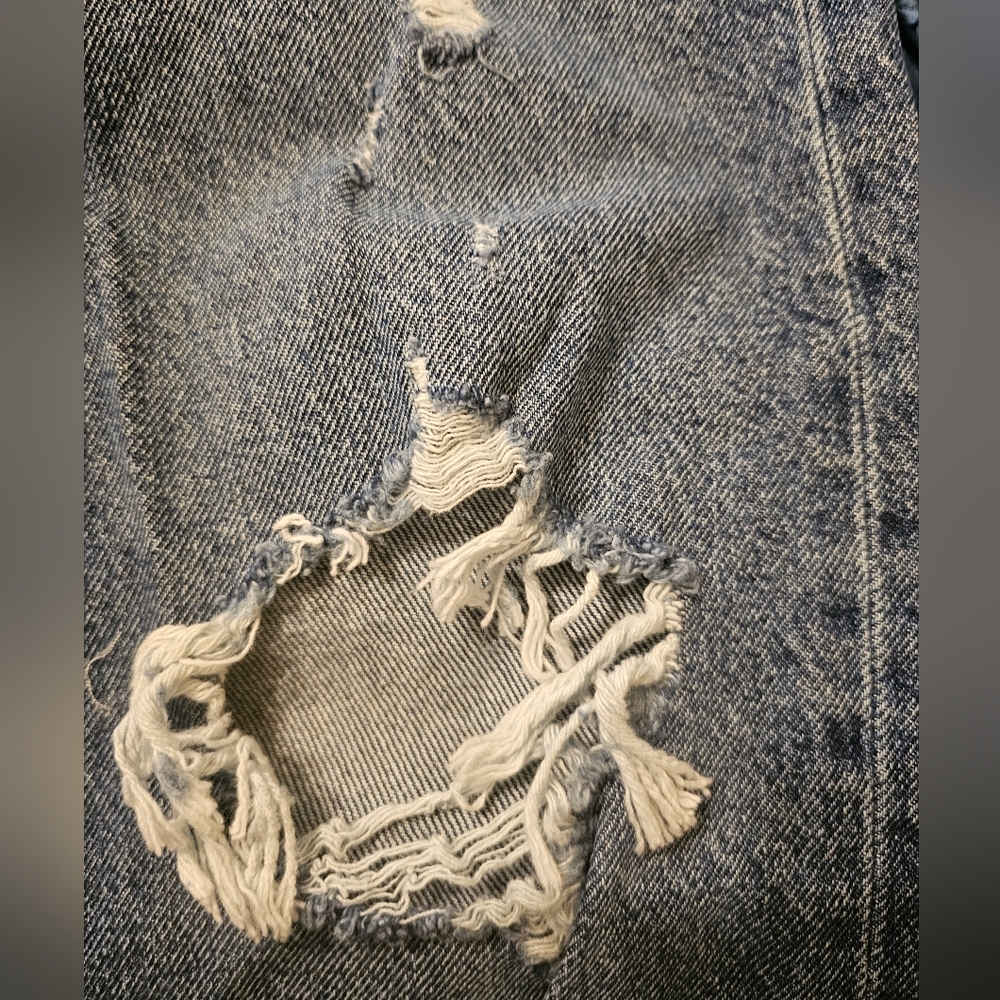 NWOT Blue Distressed Women's Jeans. Size: 24W 27L. - Picture 4 of 9
